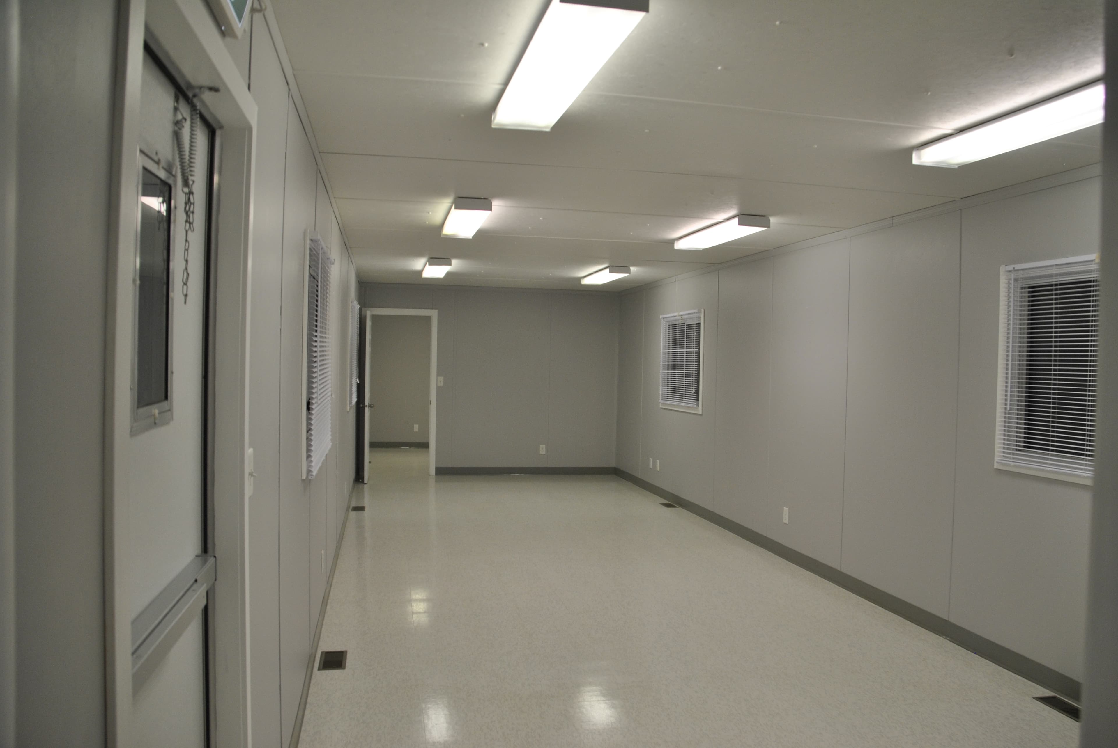 12’×60’ Skidded Office Trailer photo 6