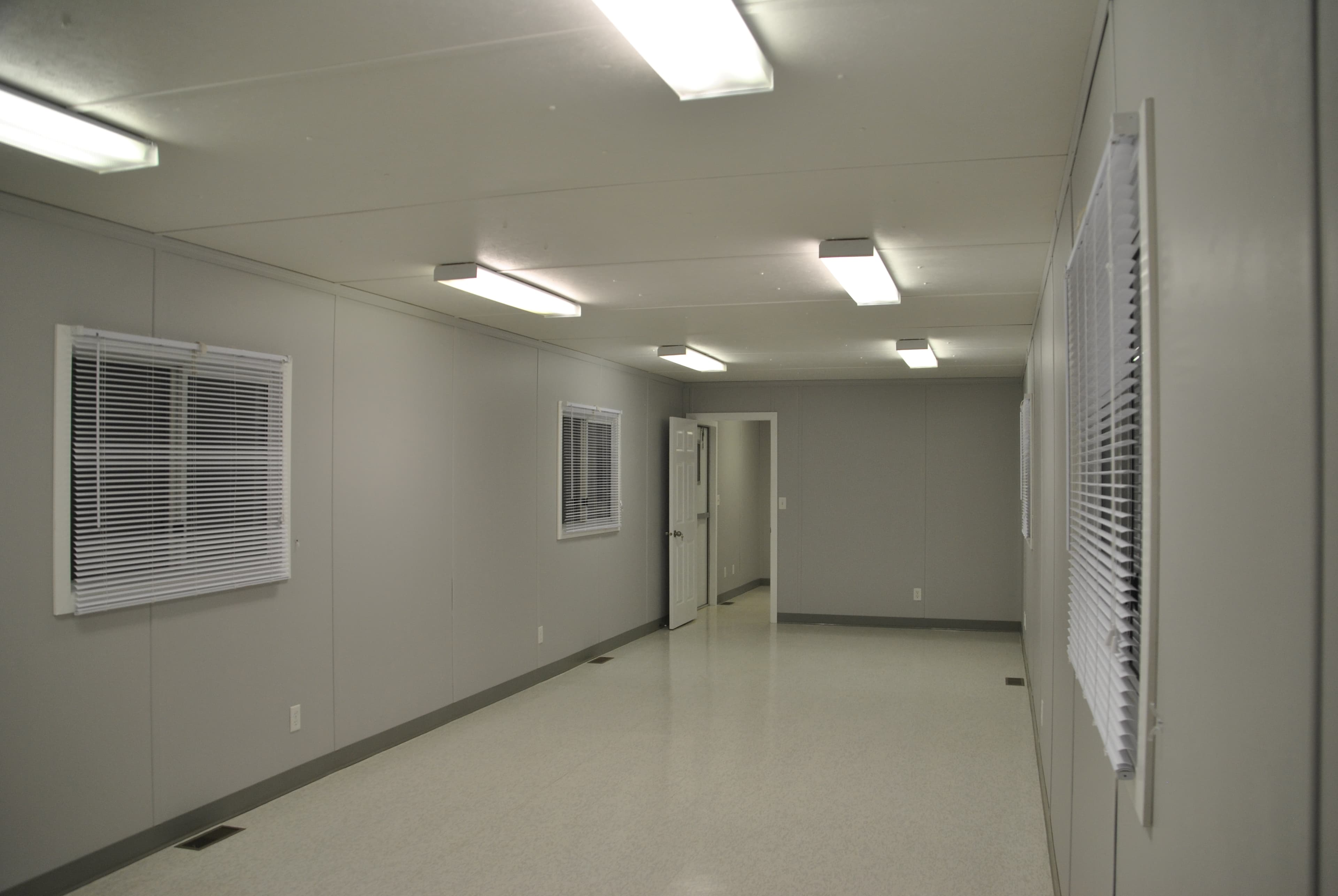 12’×60’ Skidded Office Trailer photo 7