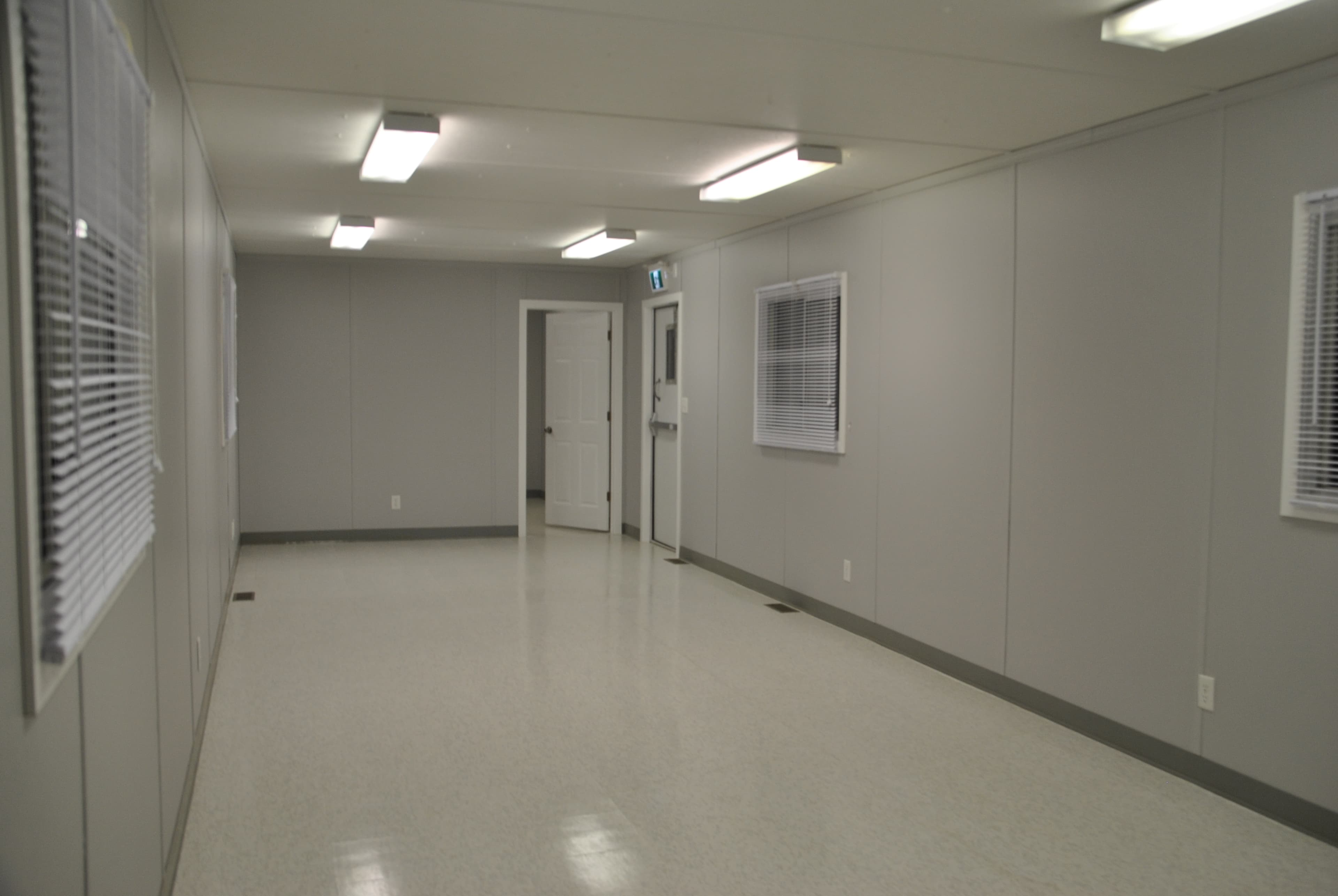 12’×60’ Skidded Office Trailer photo 9